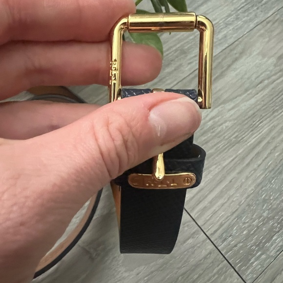 Navy Belt, “snake print” pattern with gold accents - Picture 8 of 10